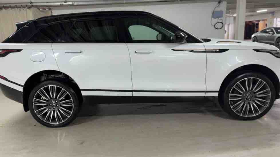 More views of Land Rover Range Rover Velar