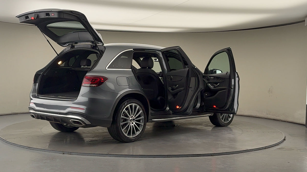 More views of Mercedes-Benz GLC