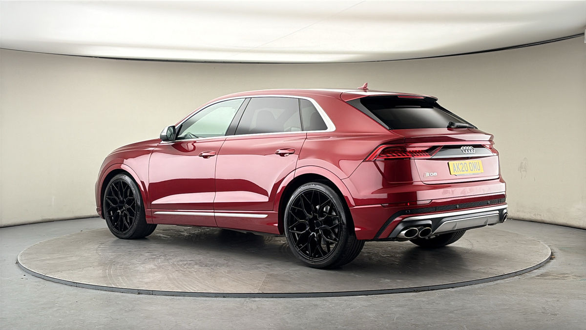 More views of Audi SQ8