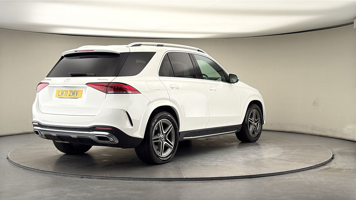 More views of Mercedes-Benz GLE