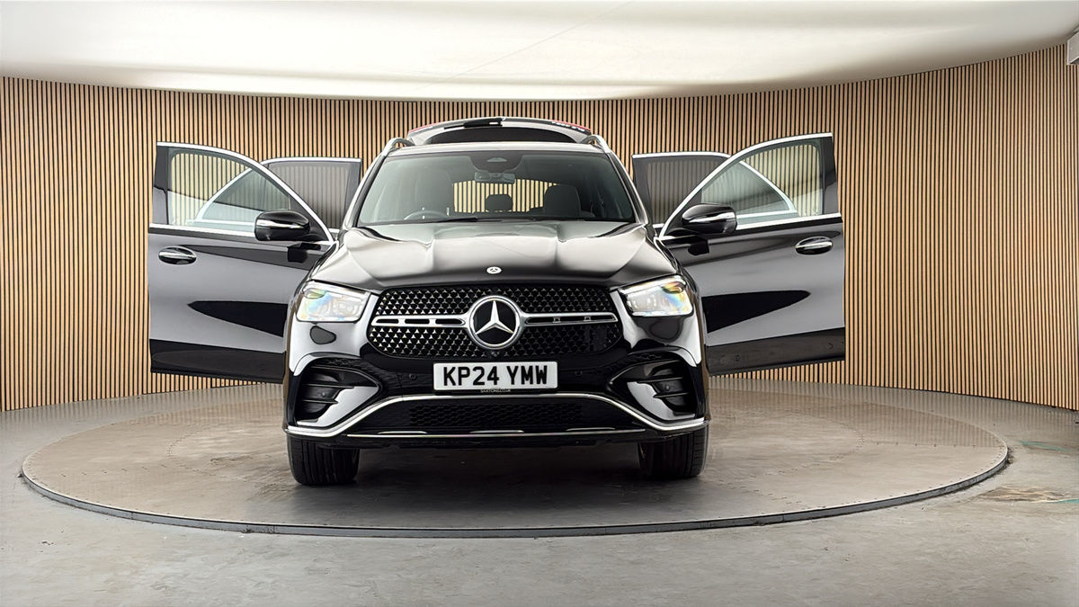 More views of Mercedes-Benz GLE