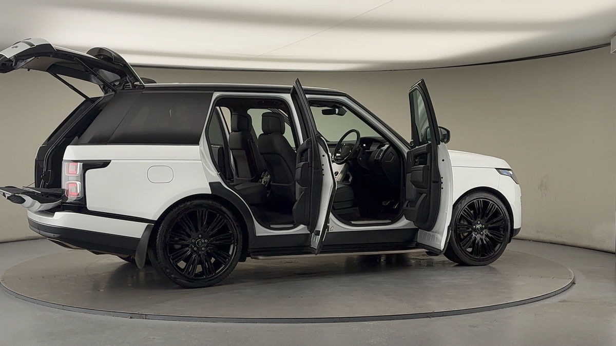 More views of Land Rover Range Rover