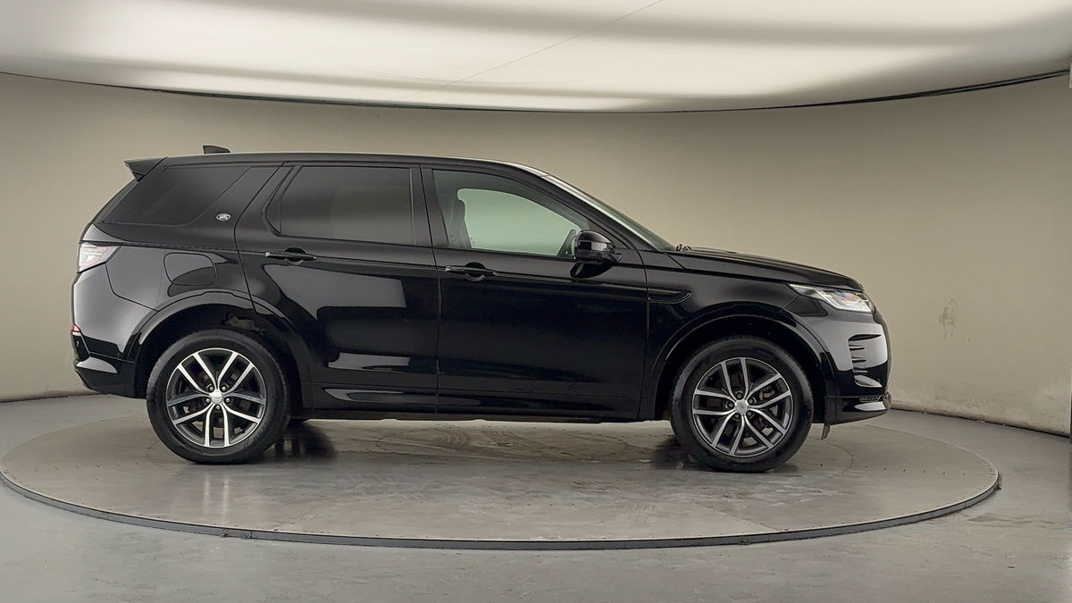 Land Rover Discovery Sport Image 16