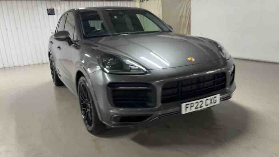 More views of Porsche Cayenne