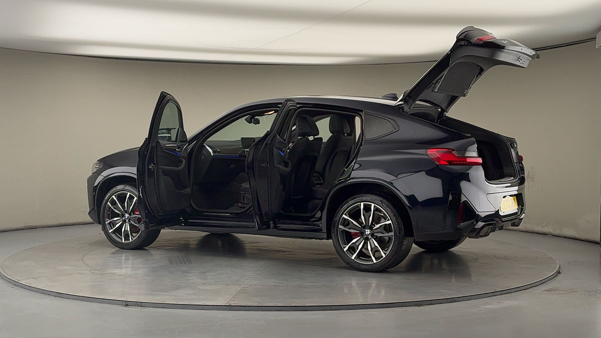 More views of BMW X4