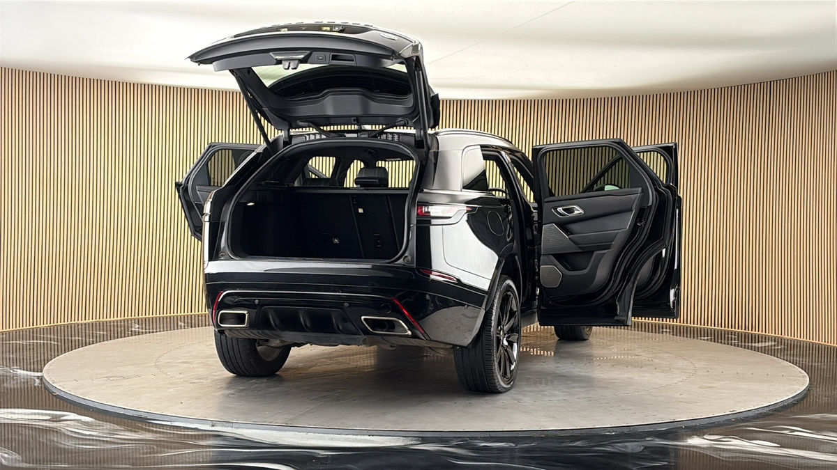 More views of Land Rover Range Rover Velar