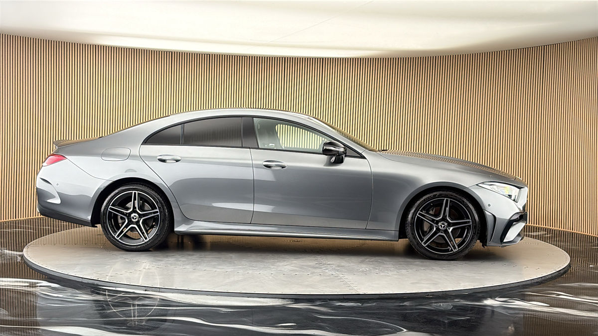 More views of Mercedes-Benz CLS
