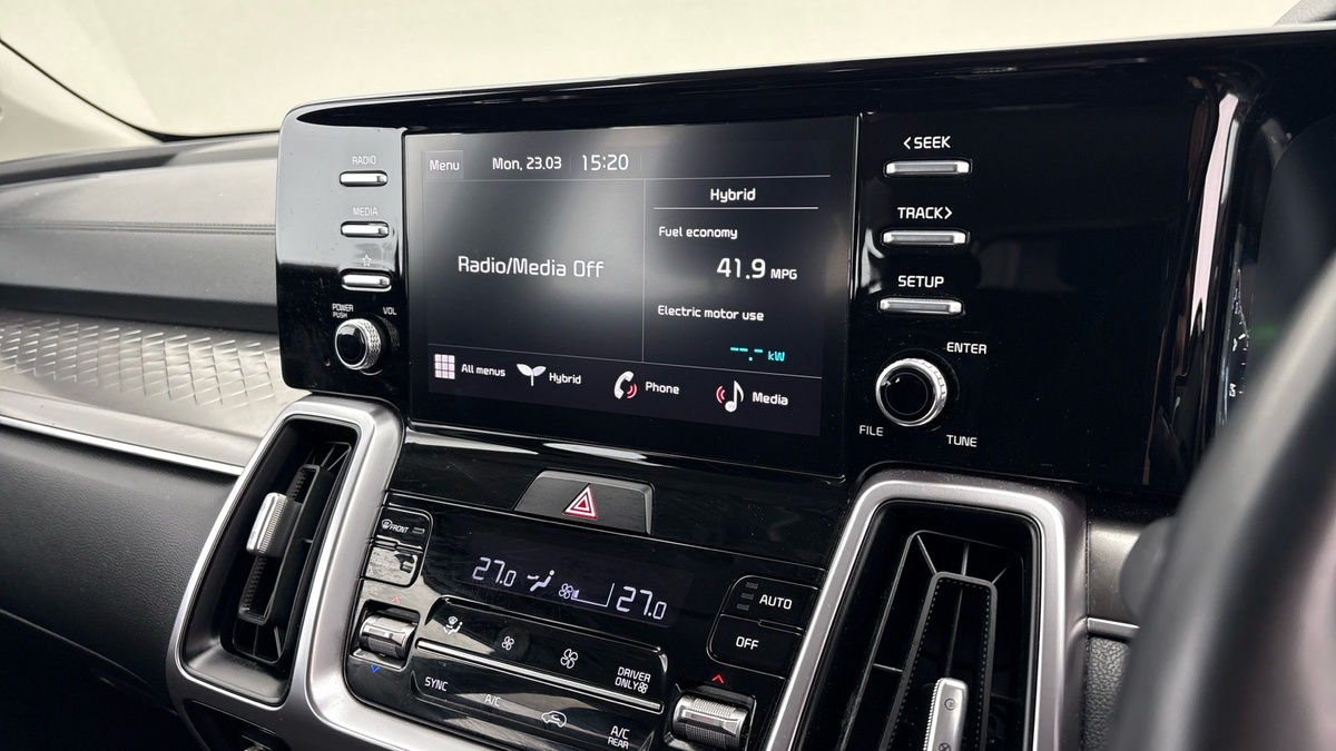 Kia Sorento Image 17