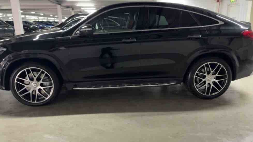 More views of Mercedes-Benz GLE