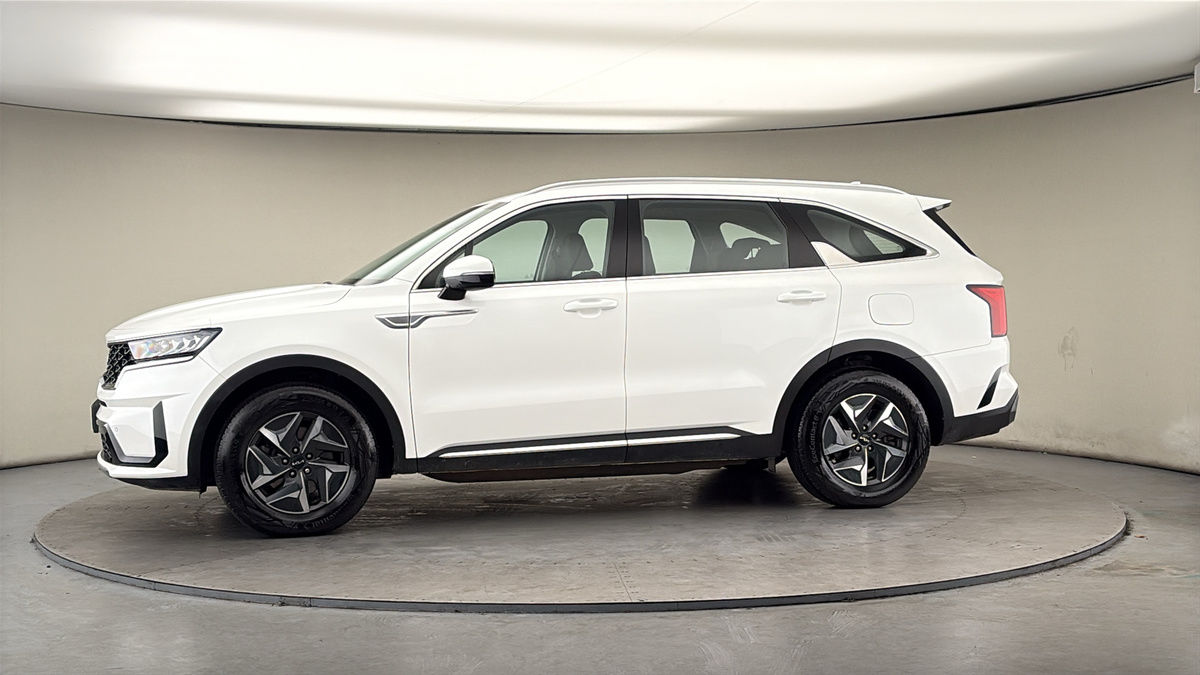 More views of Kia Sorento