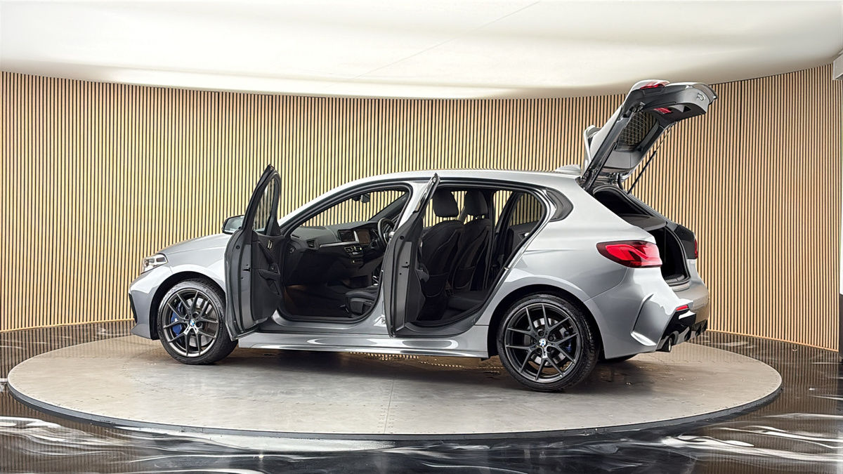 More views of BMW 1 Series