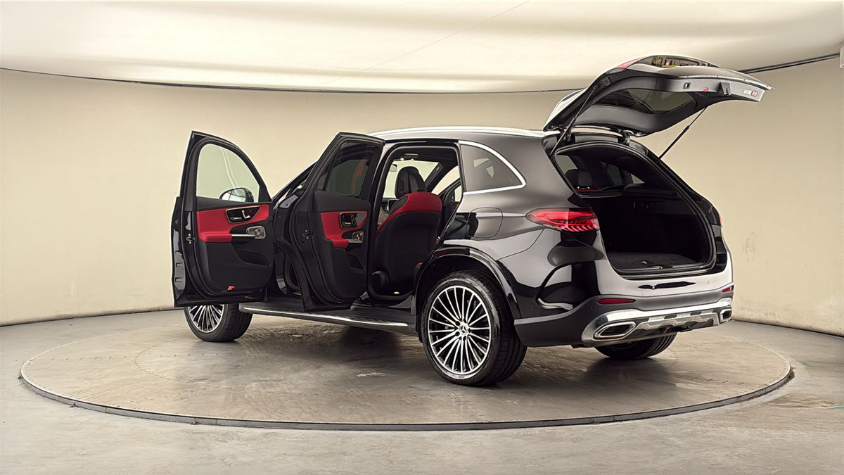 More views of Mercedes-Benz GLC