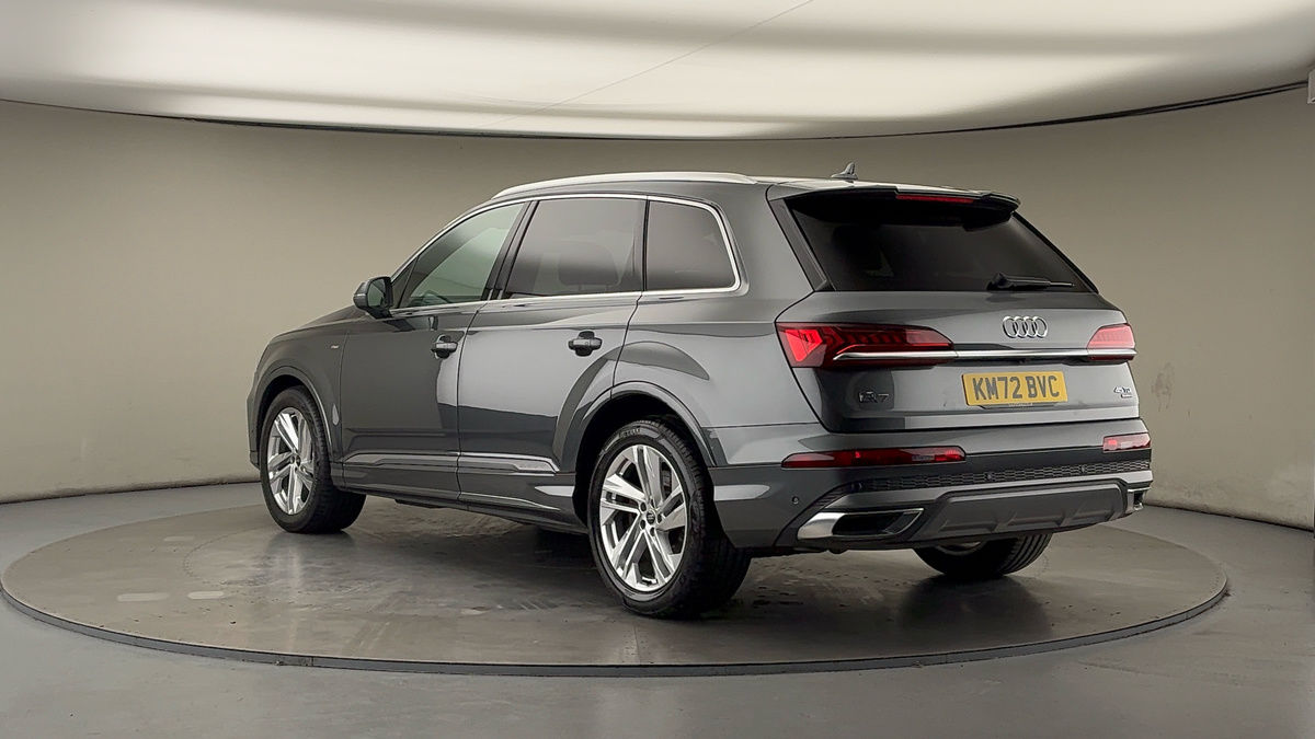 Audi Q7 Image 2