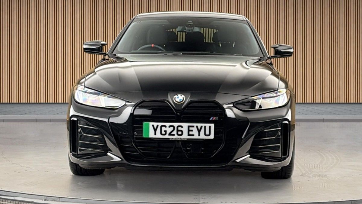 BMW i4 Image 3
