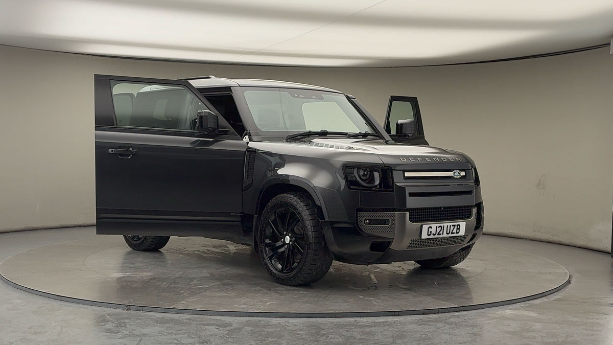 More views of Land Rover Defender 90