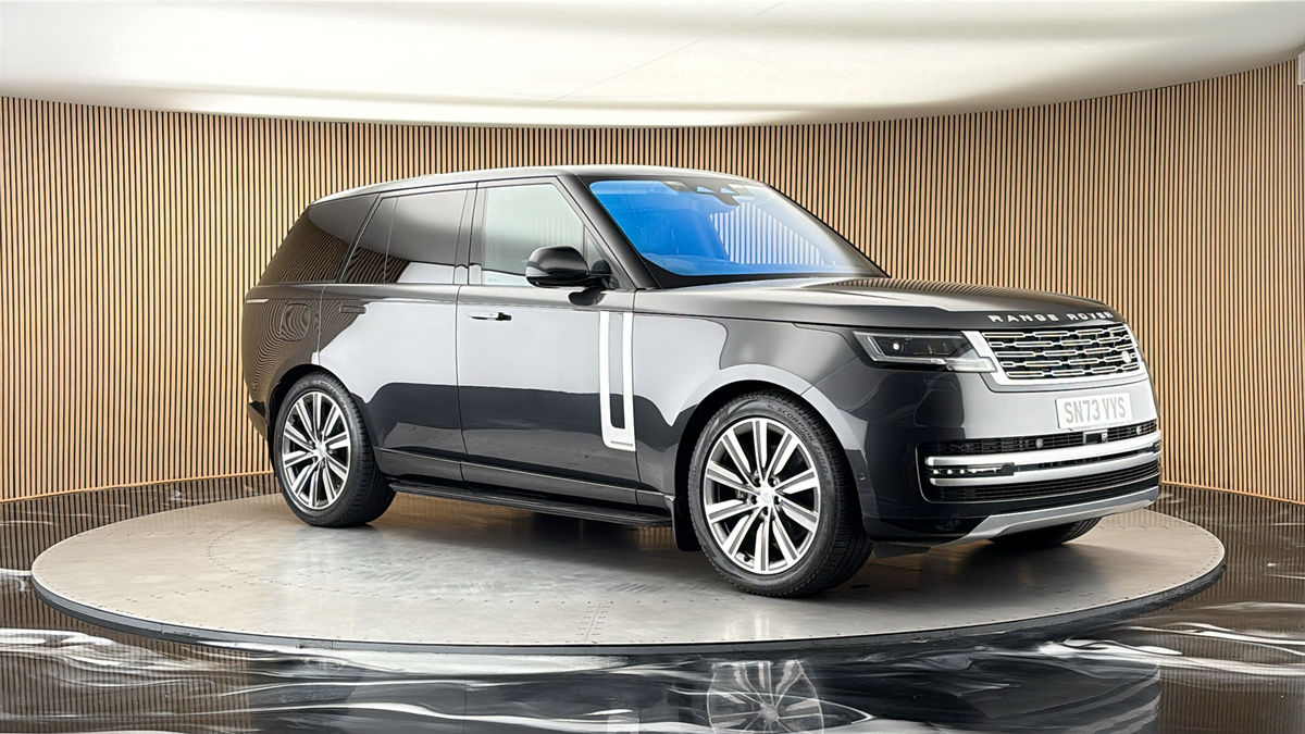 More views of Land Rover Range Rover