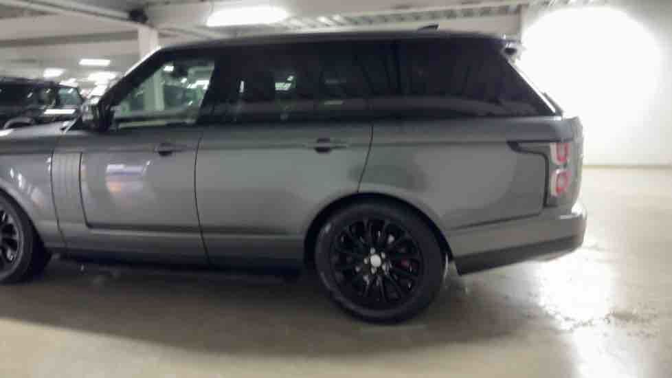 More views of Land Rover Range Rover