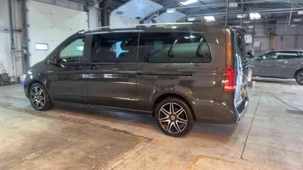 More views of Mercedes-Benz V Class