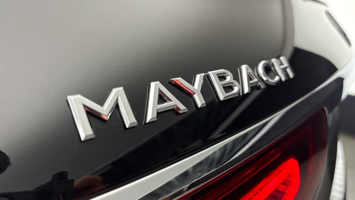 Mercedes-Benz Maybach GLS Image 35