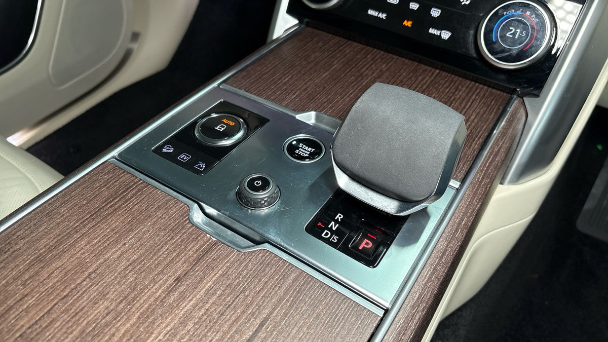 Land Rover Range Rover Image 21