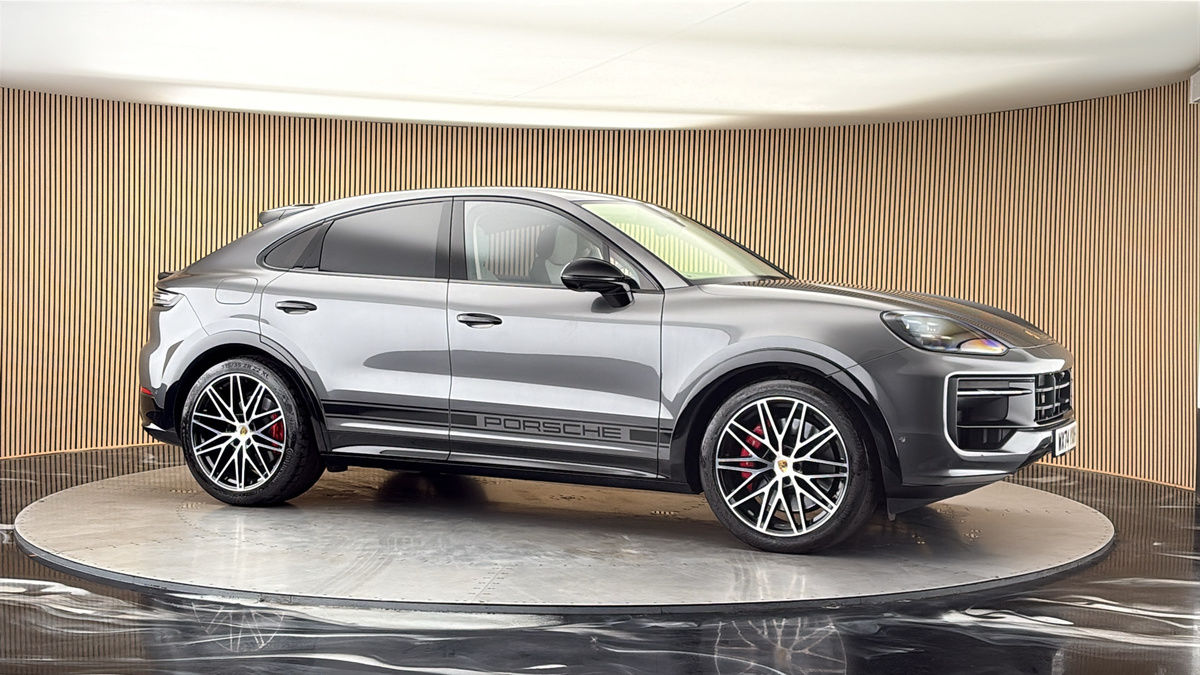 More views of Porsche Cayenne