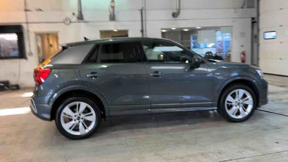 More views of Audi Q2