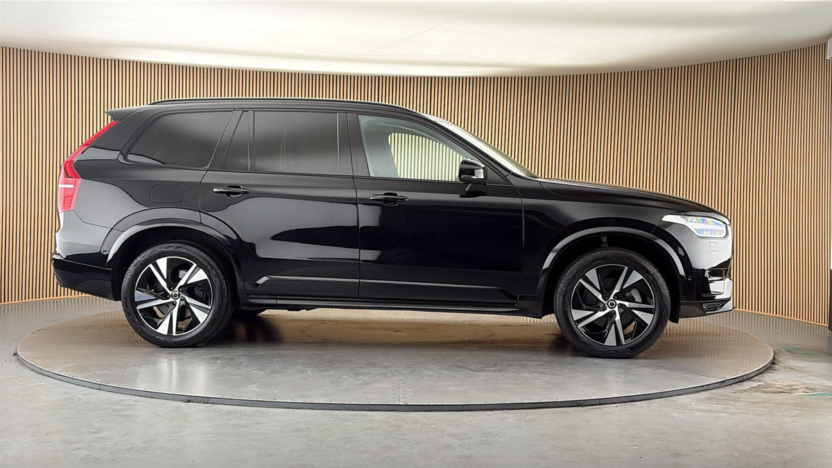 More views of Volvo XC90