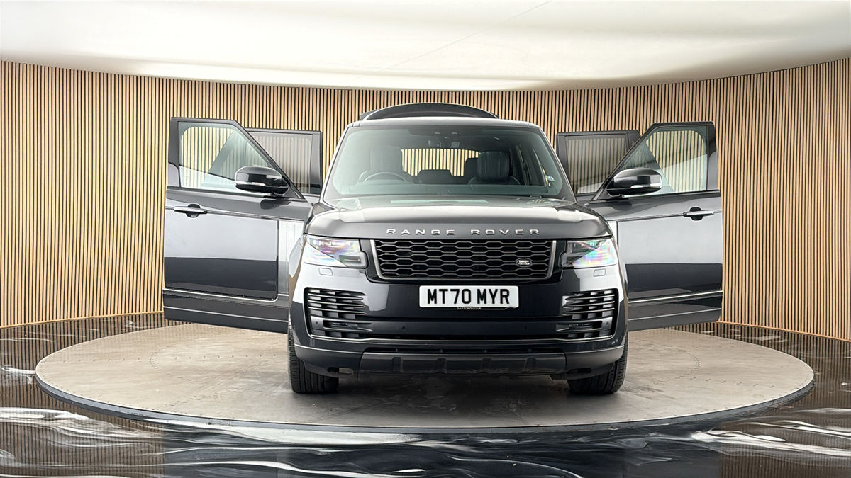 More views of Land Rover Range Rover