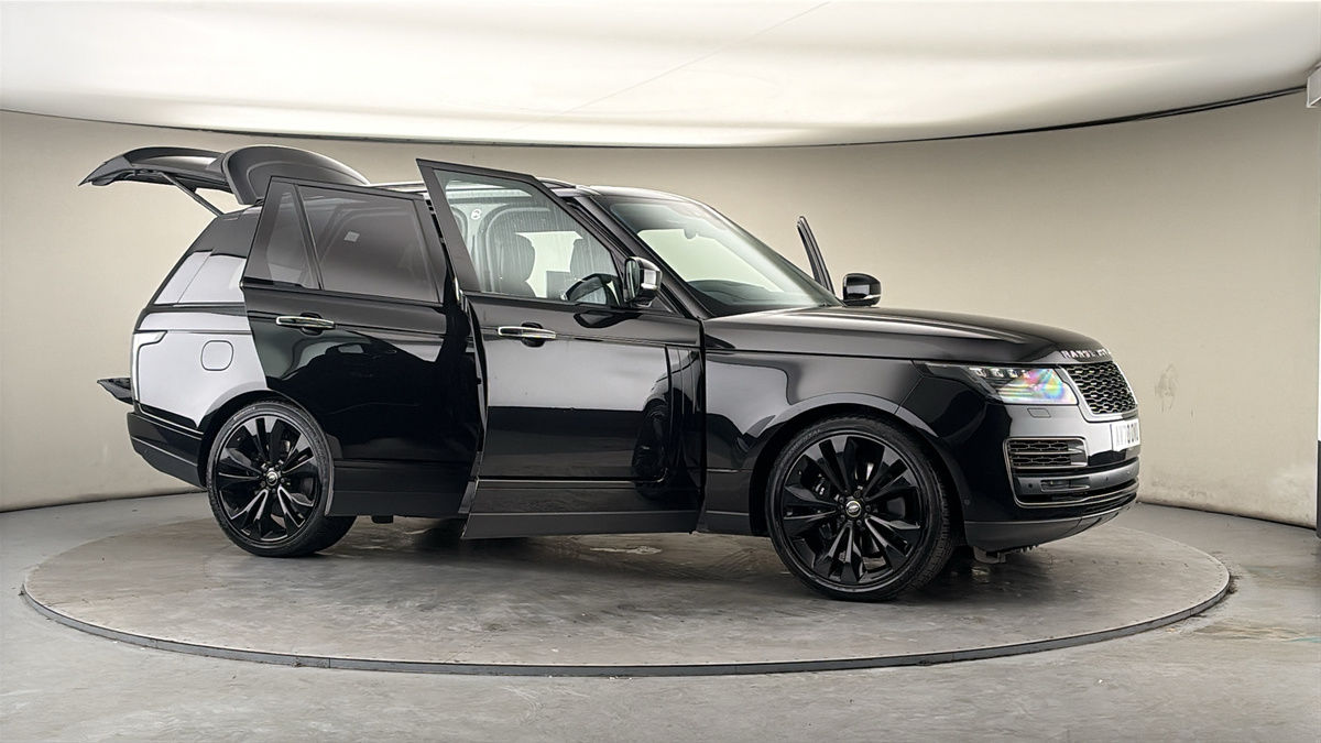 More views of Land Rover Range Rover