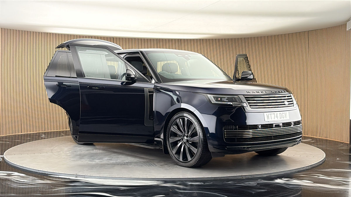 More views of Land Rover Range Rover