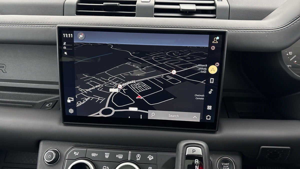 Land Rover Defender 90 Urban Image 17