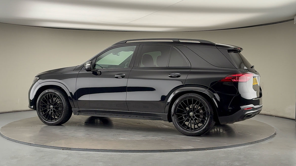 More views of Mercedes-Benz GLE