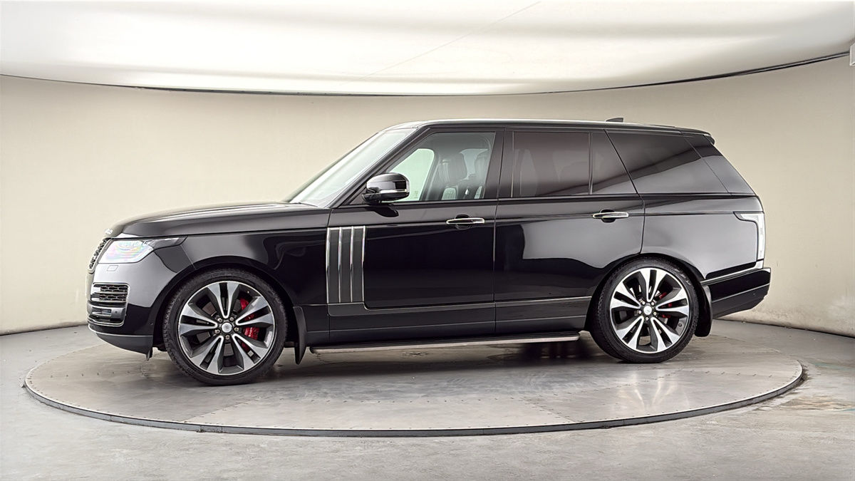 More views of Land Rover Range Rover