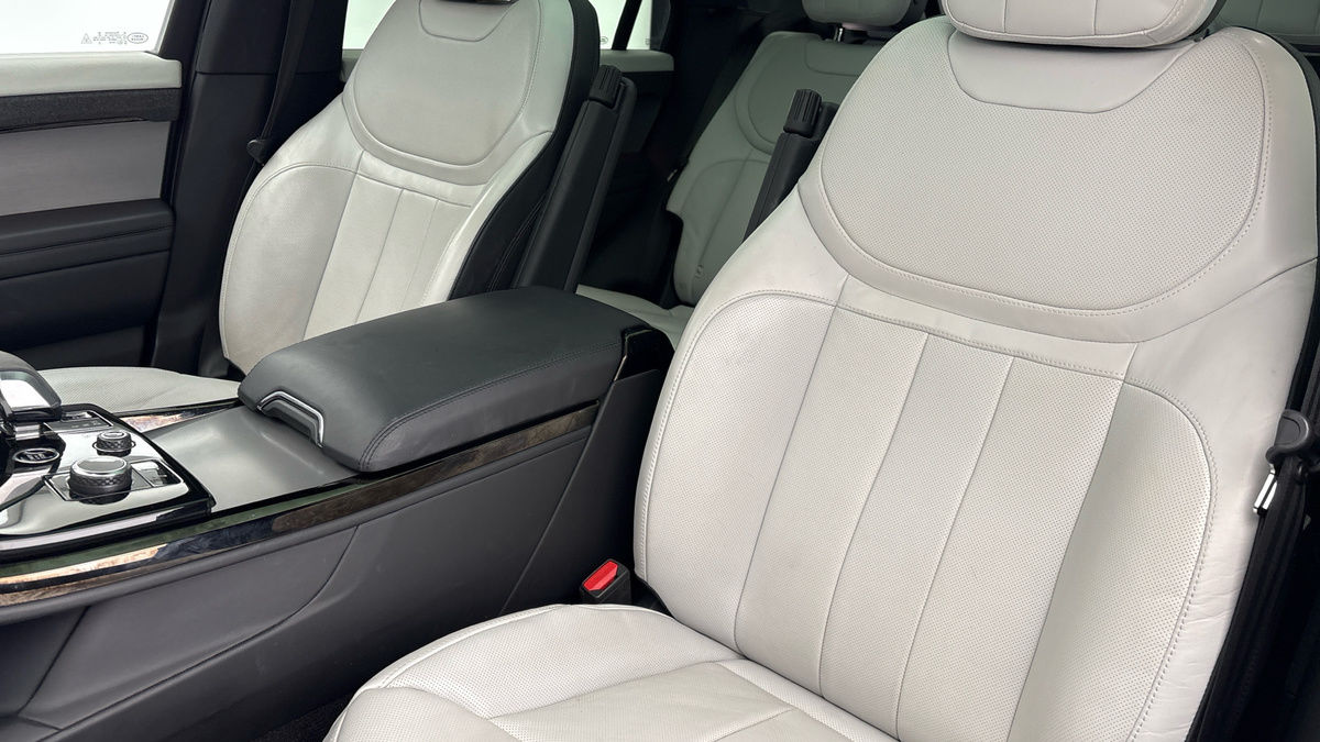 Land Rover Range Rover Sport Image 7