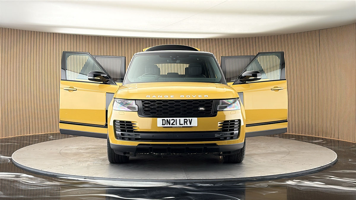 More views of Land Rover Range Rover