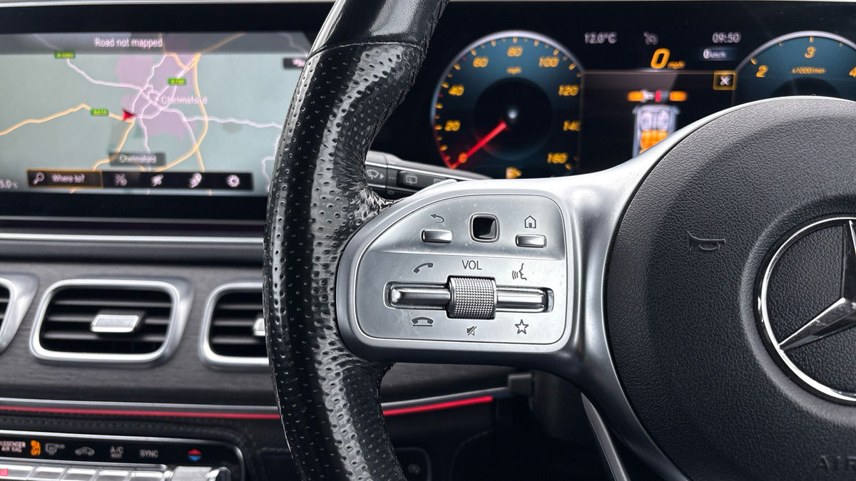 Mercedes-Benz GLE Image 13