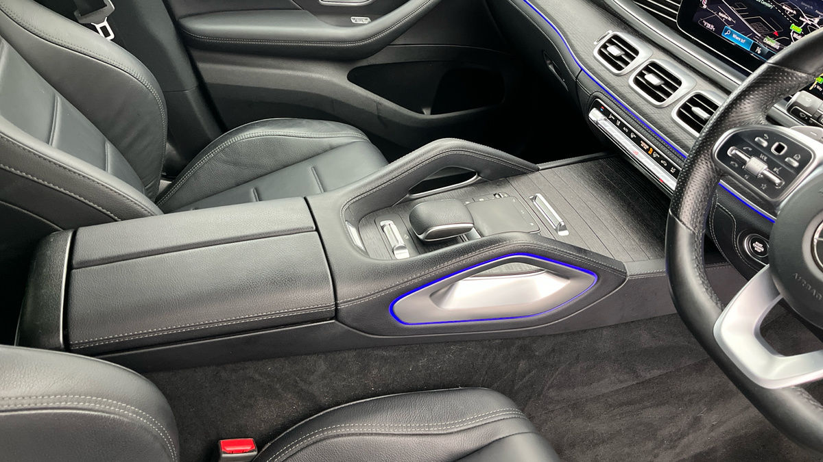 Mercedes-Benz GLE Image 18