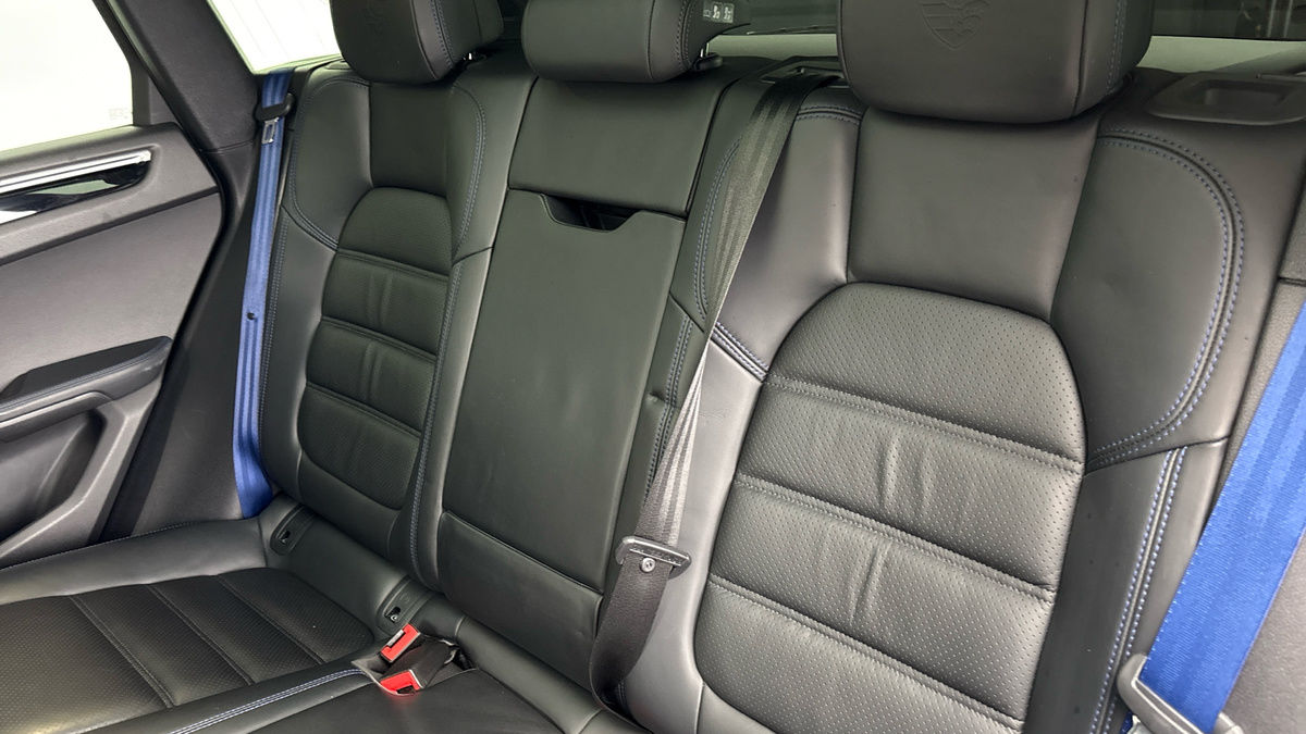 Porsche Macan Image 8