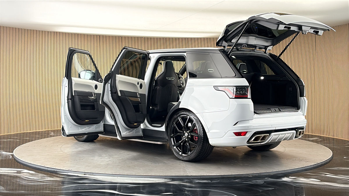 More views of Land Rover Range Rover Sport