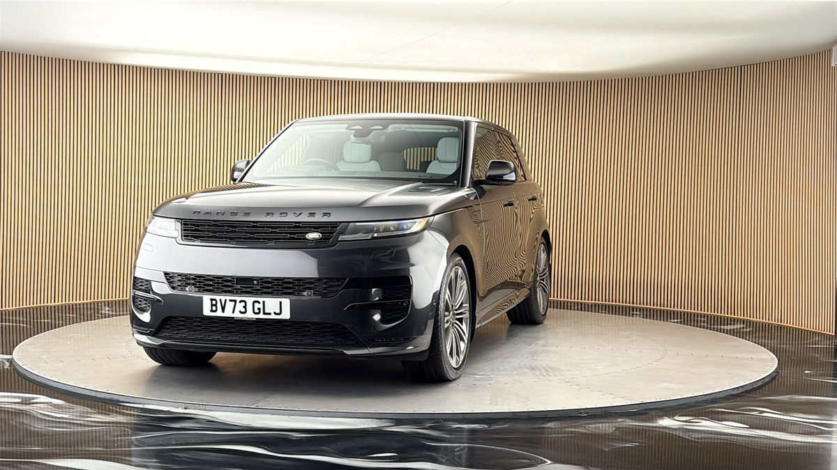 More views of Land Rover Range Rover Sport