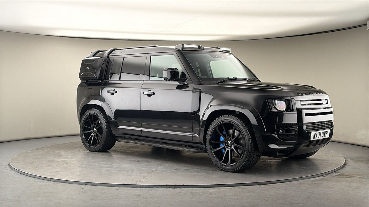 More views of Land Rover Defender 110