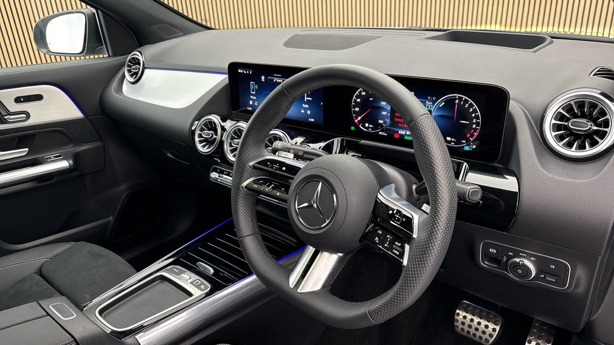 Mercedes-Benz GLA Image 5