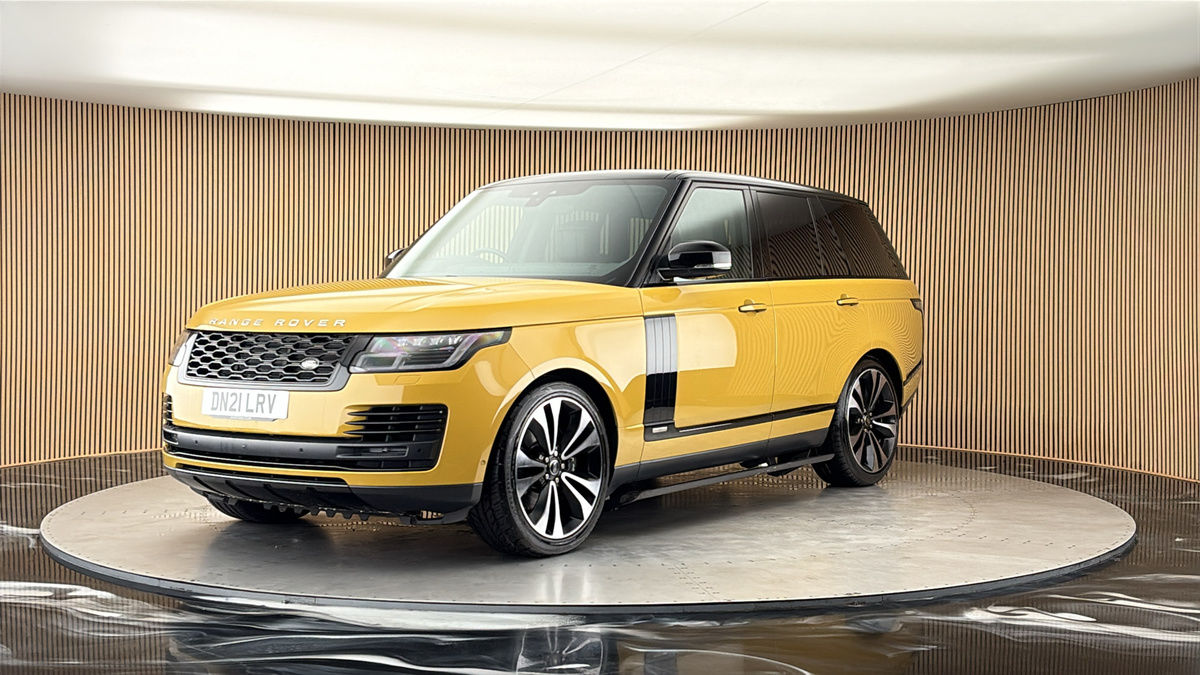 More views of Land Rover Range Rover