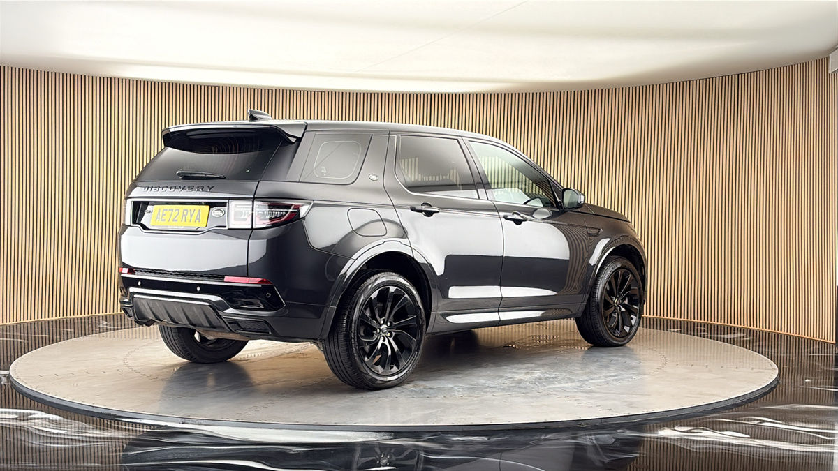 Land Rover Discovery Sport Image 21