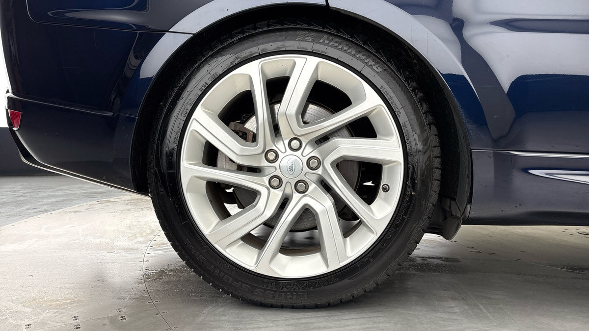 Land Rover Range Rover Sport Image 10