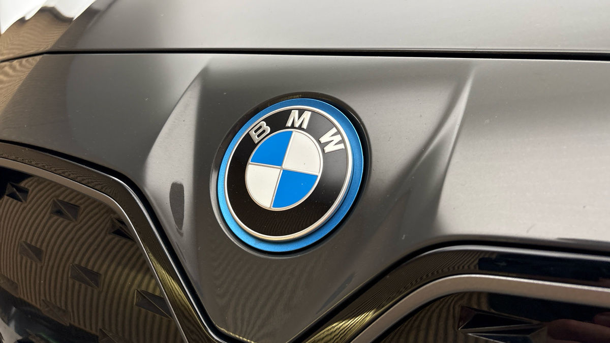 BMW i4 Image 25