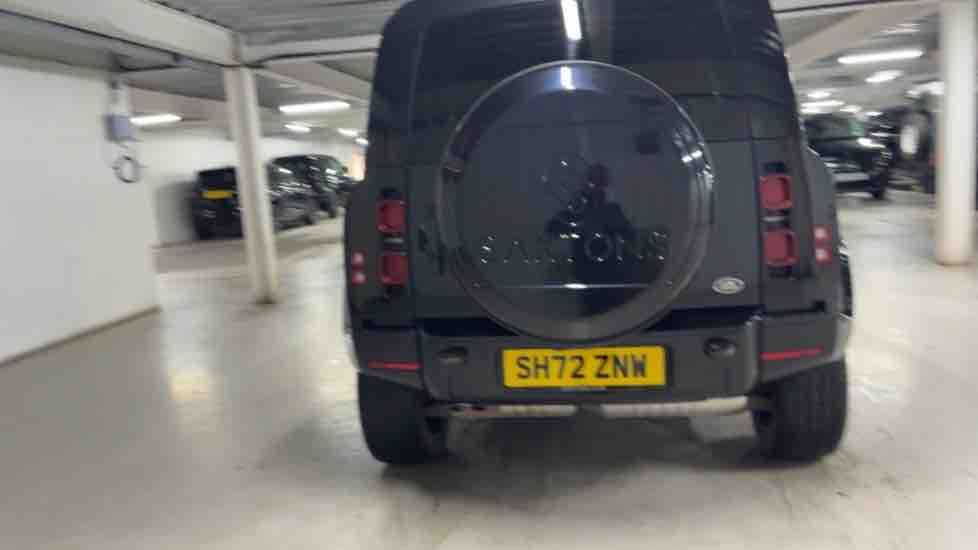More views of Land Rover Defender 90