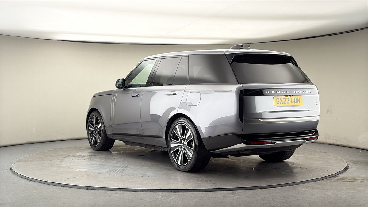 Land Rover Range Rover Image 2