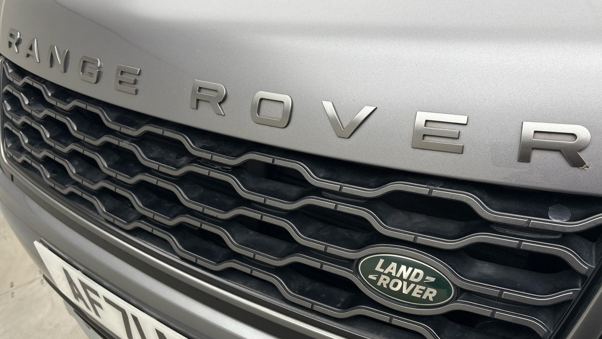 Land Rover Range Rover Sport Image 24