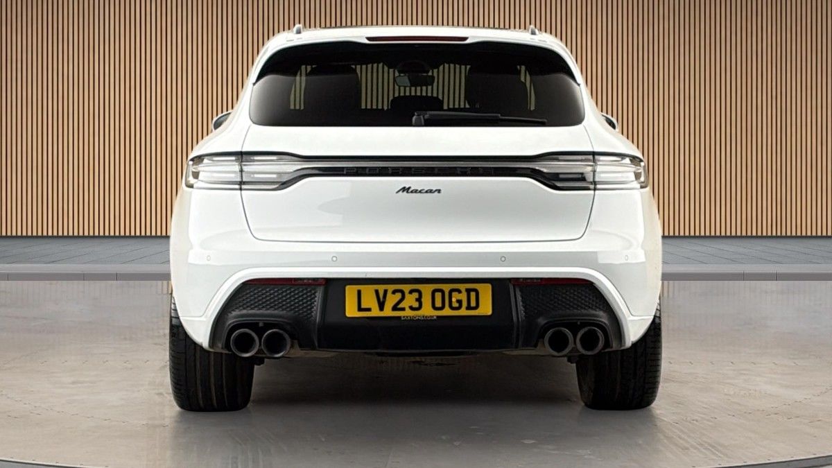 Porsche Macan Image 4